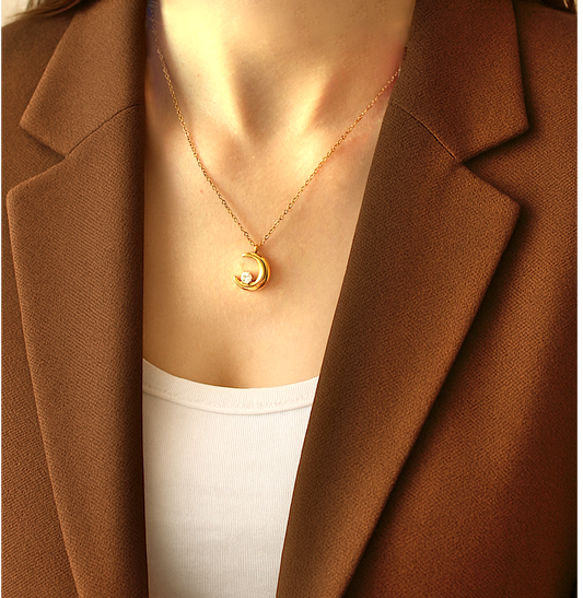 Clair de Lune – Collier Élégant